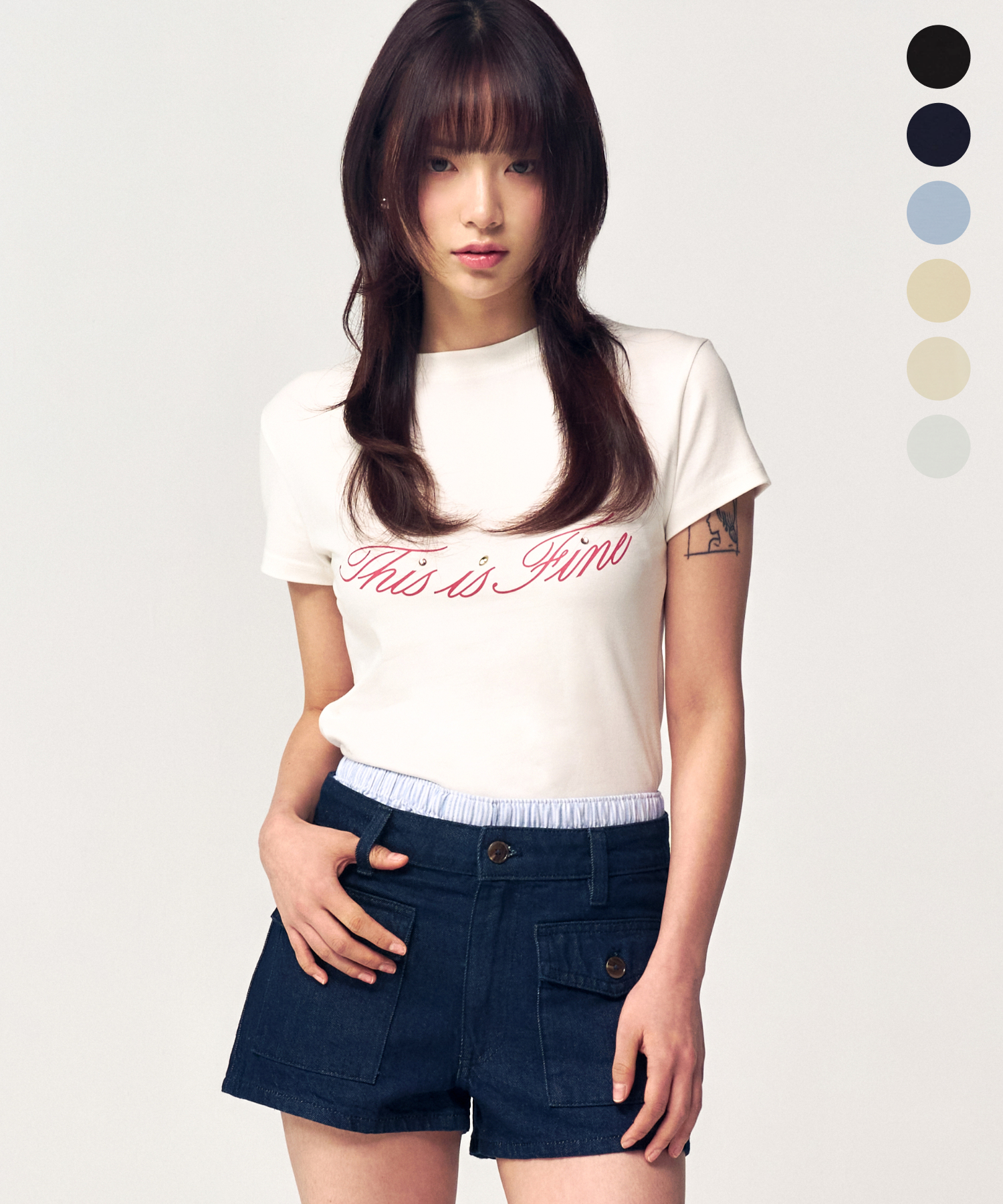 Cropped Signature Tee