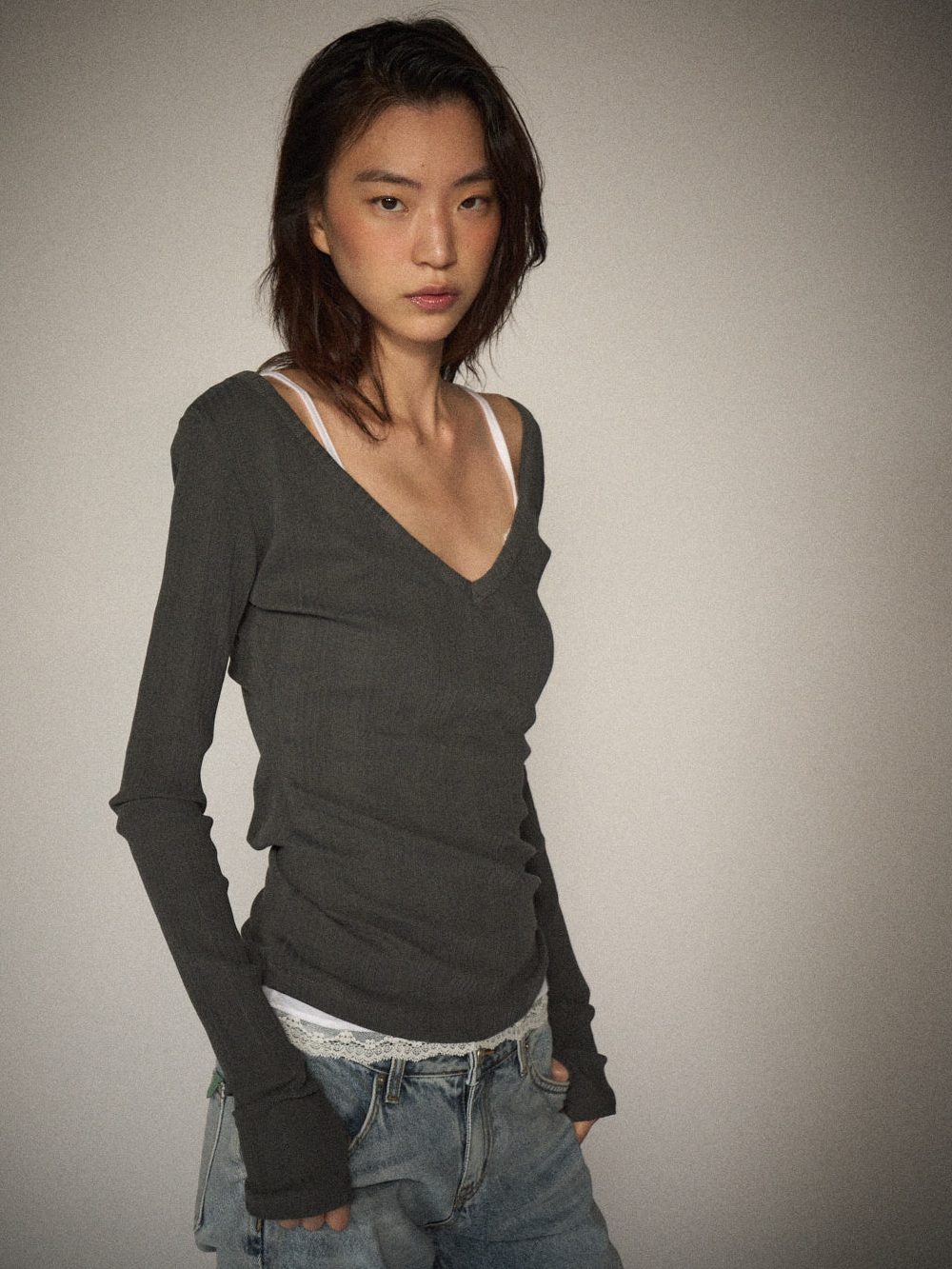 Slim V-neck Ribbed Tee