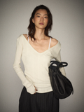 Slim V-neck Ribbed Tee