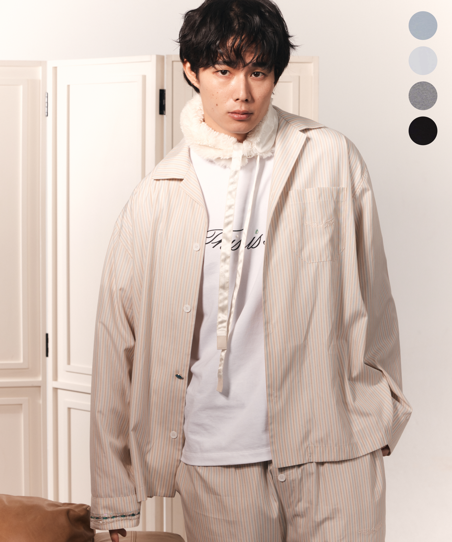 Relaxed Signature Tee