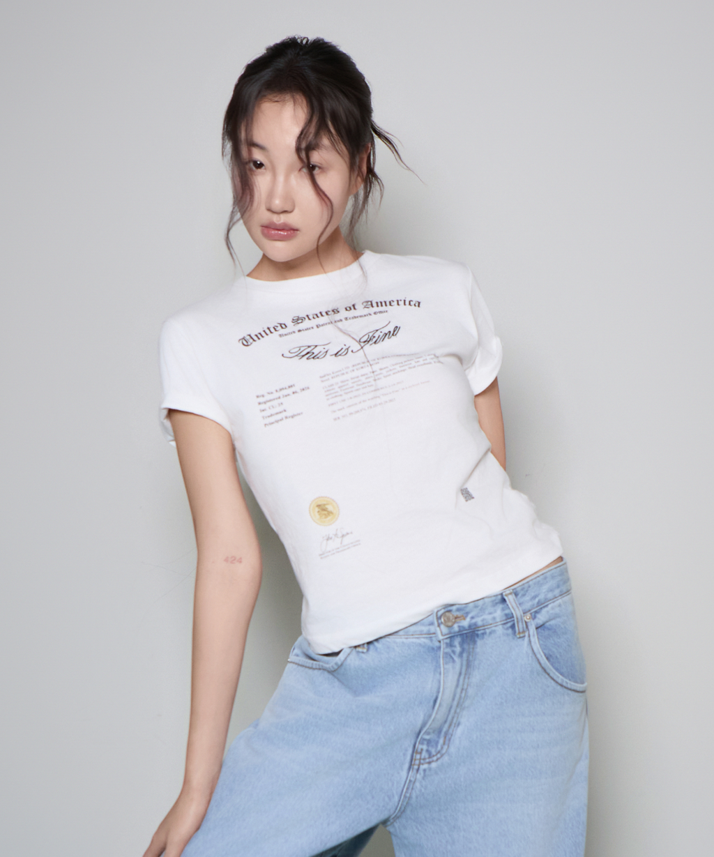 트레이드마크 티 화이트